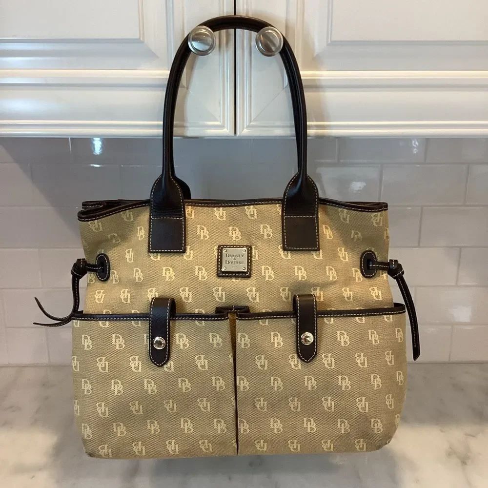 Dooney & Bourke Purse Handbag Large Signature Monogram Logo June Bag Pocketbook